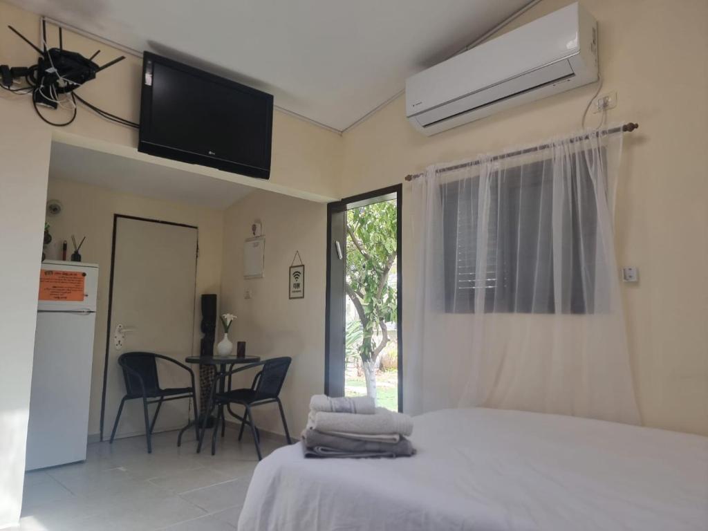B&B Amit 18 minutes from the airport - אירוח כפרי עמית 18 דקות משדה תעופה photo 1
