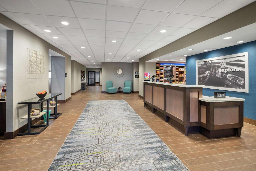 Hampton Inn Sikeston photo 3