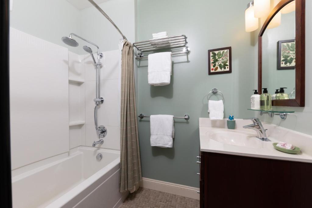 Carlisle House Bed and Breakfast photo 2