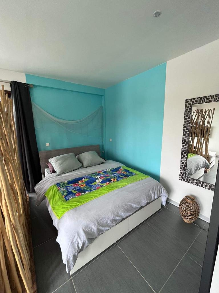 2 accomodations -Studio du Manoir -Le Manoir photo 3