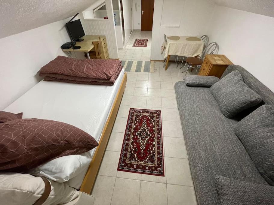 Comfortable apartment in commercial centre photo 1