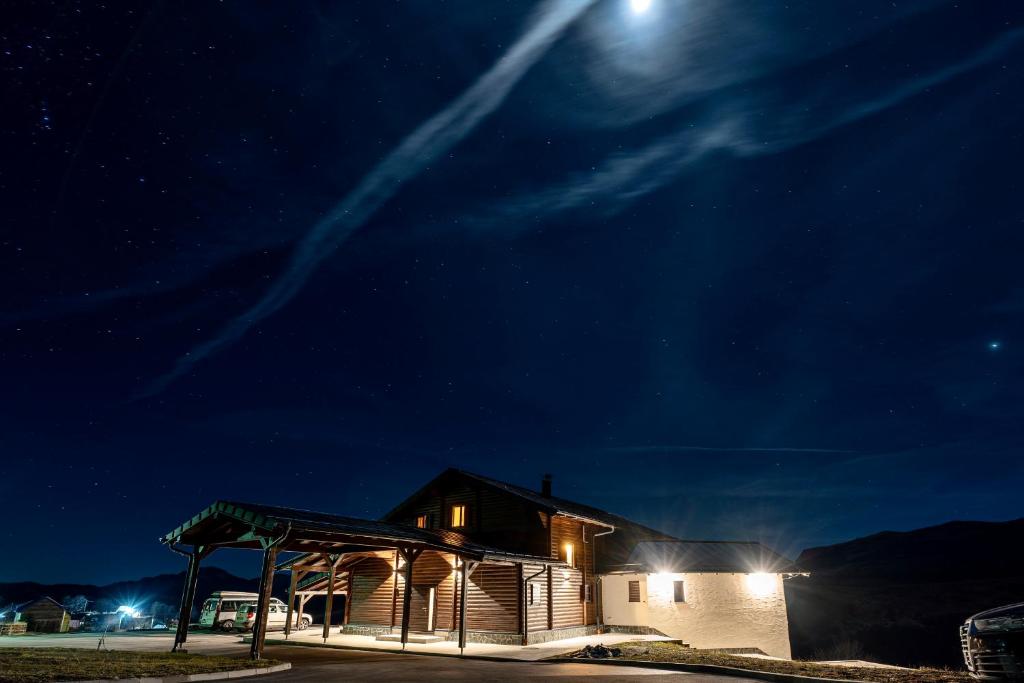 Edelweiss Mountain Lodge photo 1