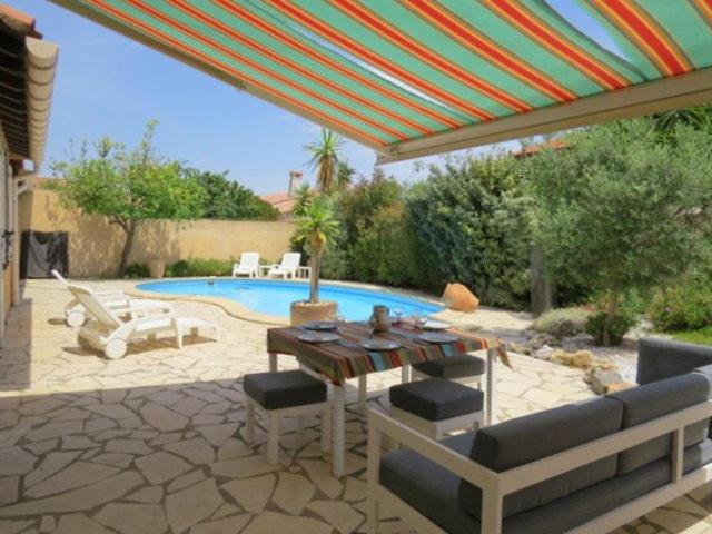 Villa familiale piscine privée 6 personnes 6BJ21