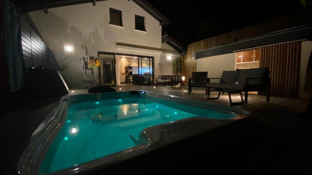 Villa à Biarritz avec une terrasse un SPA et parking photo 1