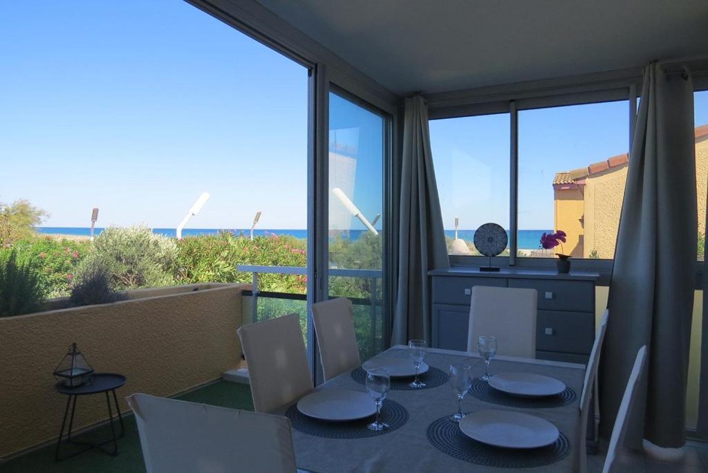 Superbe vue Appartement 4 à 6 personnes front de mer 6FLOTB79 photo 3