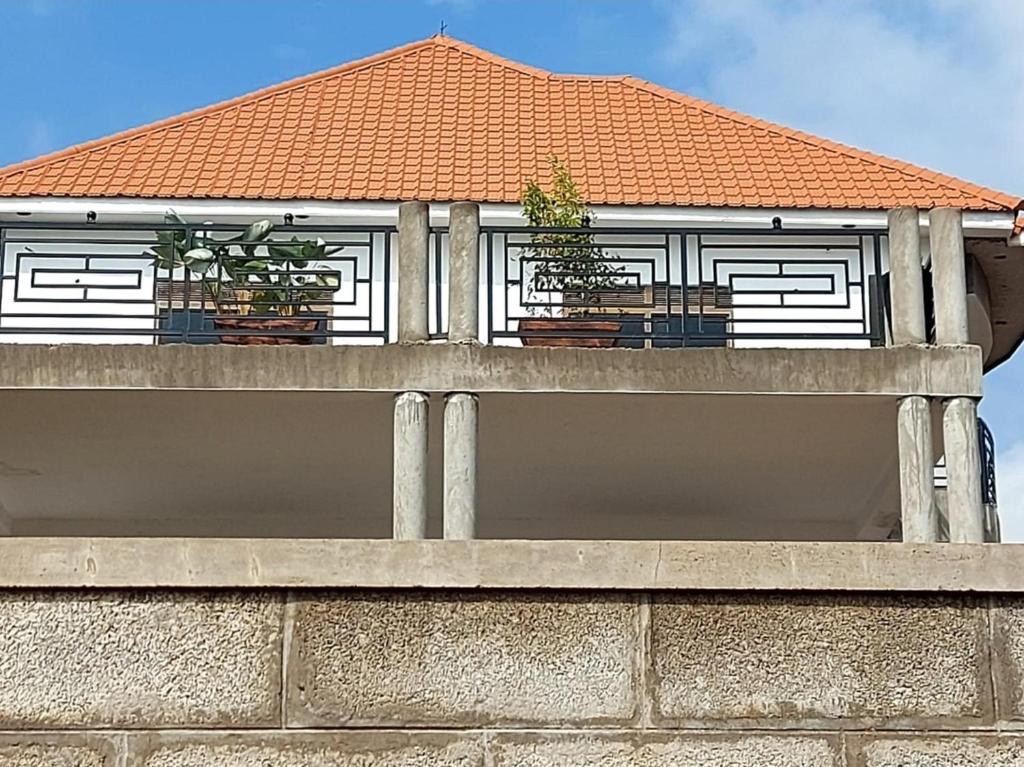 Beautiful 2-Bed Apartment in Akright City Bwebajja photo 1