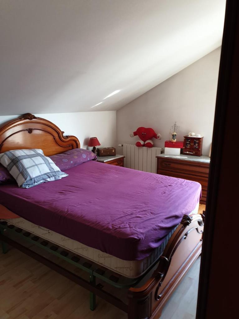 chambre parentale avec douche et wc photo 2