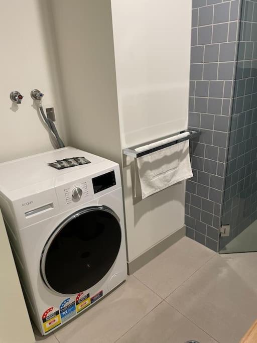 Preston - Entire Unit with 2 beds 2 baths photo 2