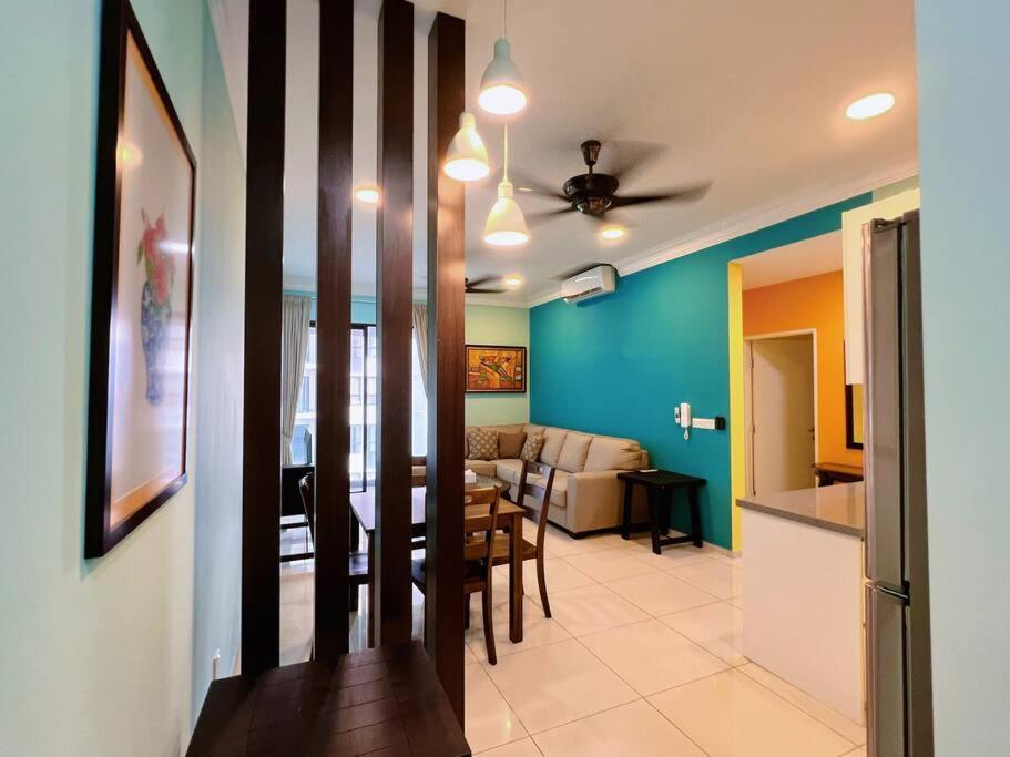 Homely 2BR Heritage D'Sara @ Link to MRT, Near Thomson Hospital & Sungai Buloh Hospital photo 1