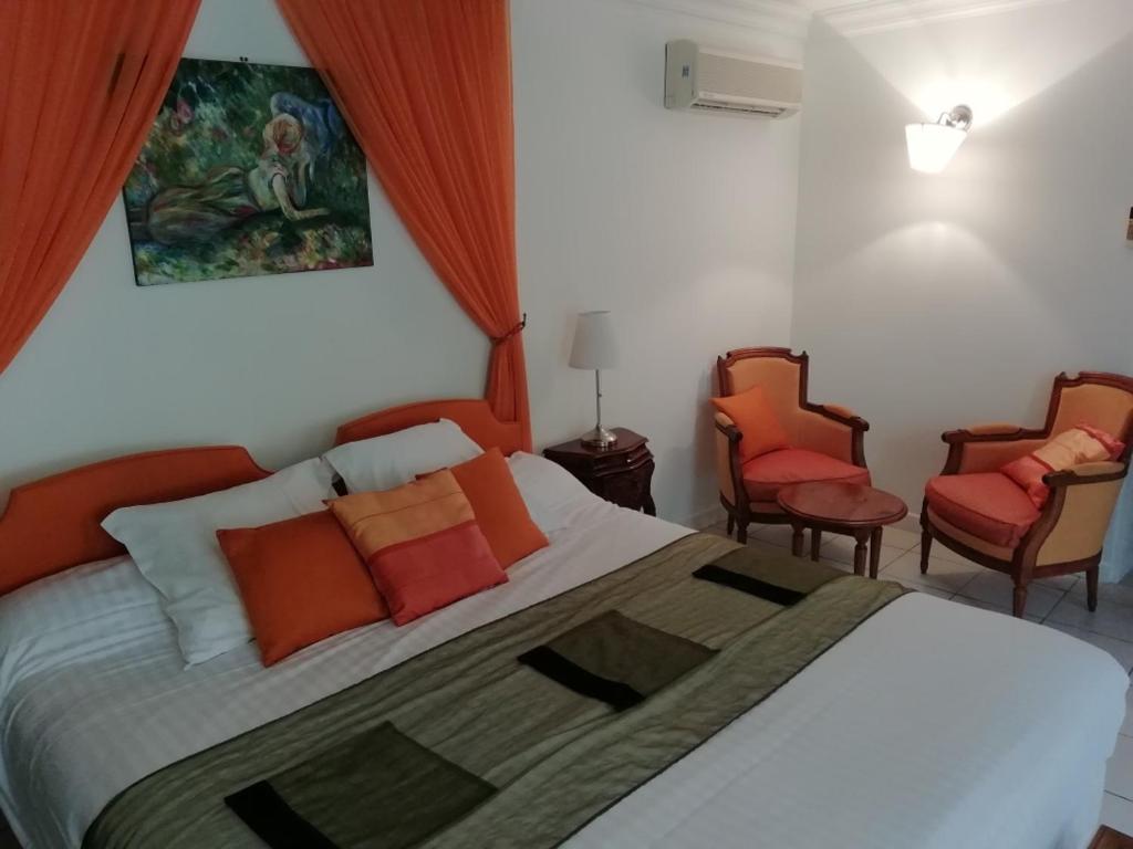 HOTEL LA COGNETTE A 25 Kilomètres de Châteauroux et 30 Kilomètres de Bourges photo 2