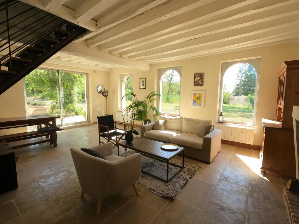 Château des Nouies photo 1