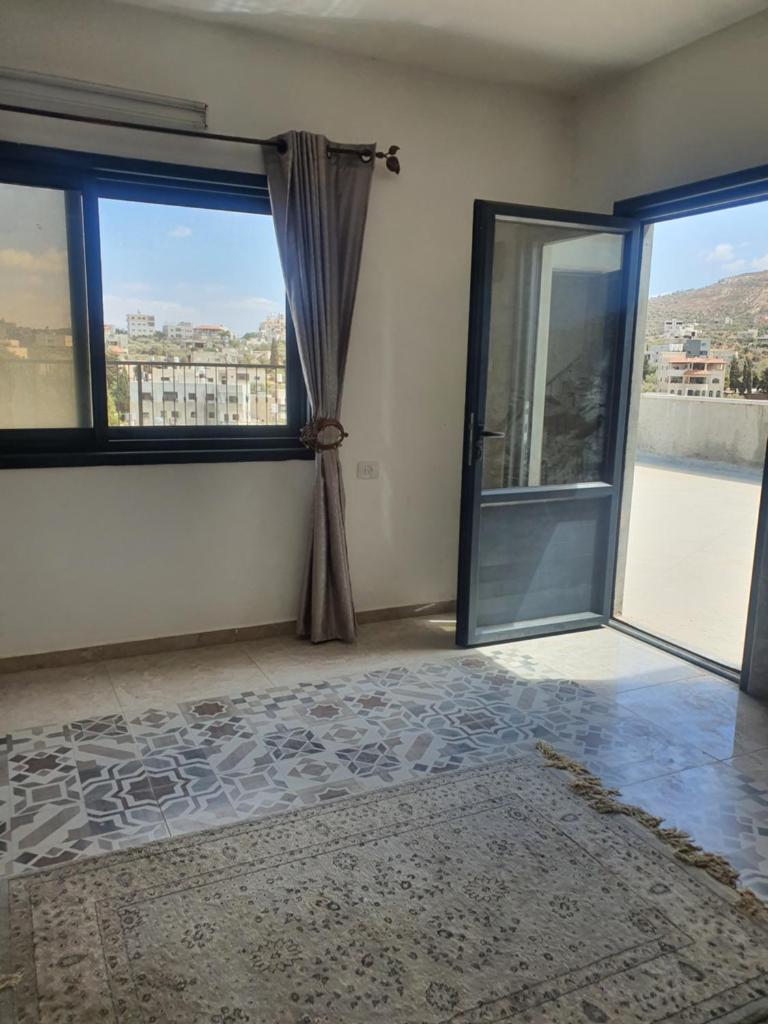 One room for rent photo 2