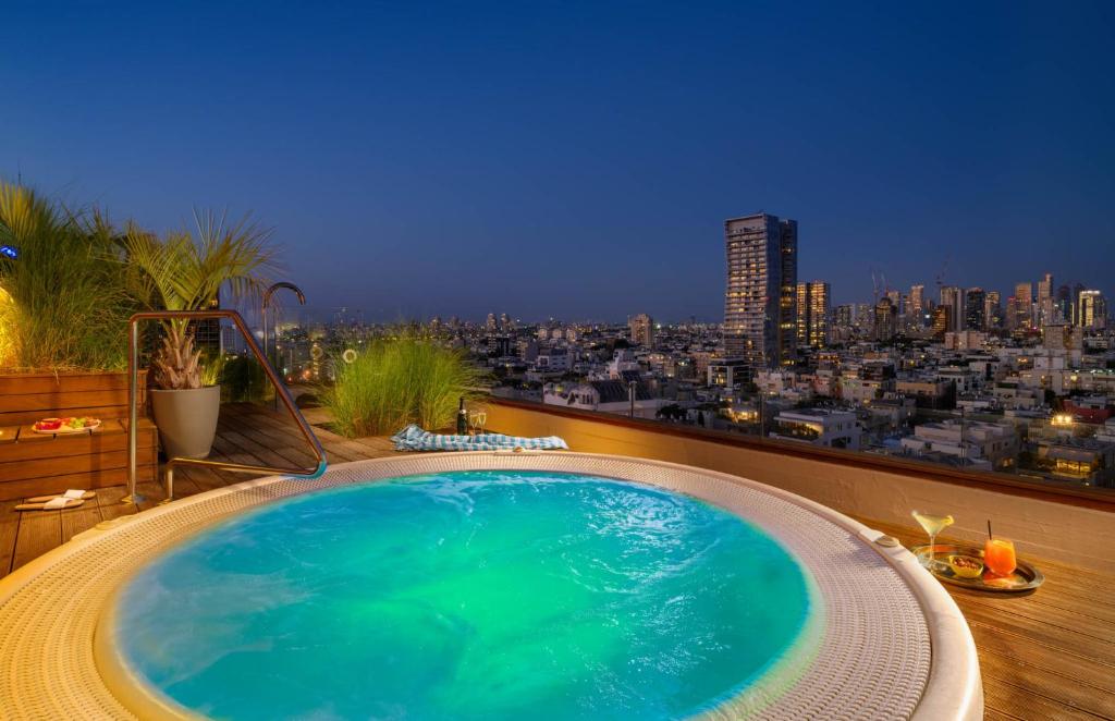 Carlton Tel Aviv Hotel – Luxury on the Beach photo 3