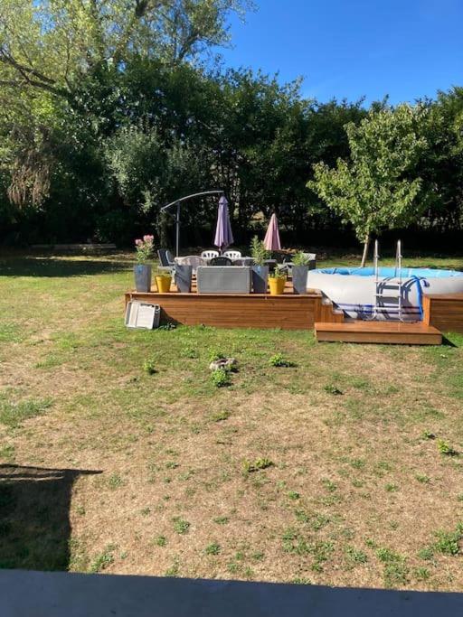 charment logement avec piscine et jardin photo 1