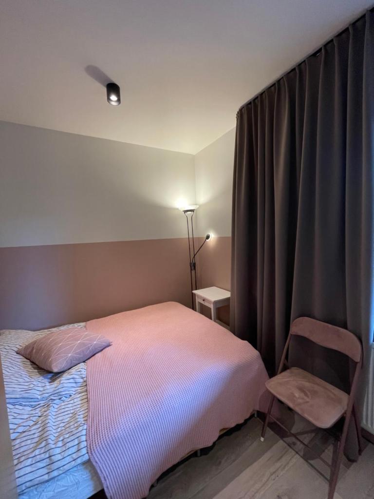 Bright beautiful flat on hilltop w hot tub photo 3
