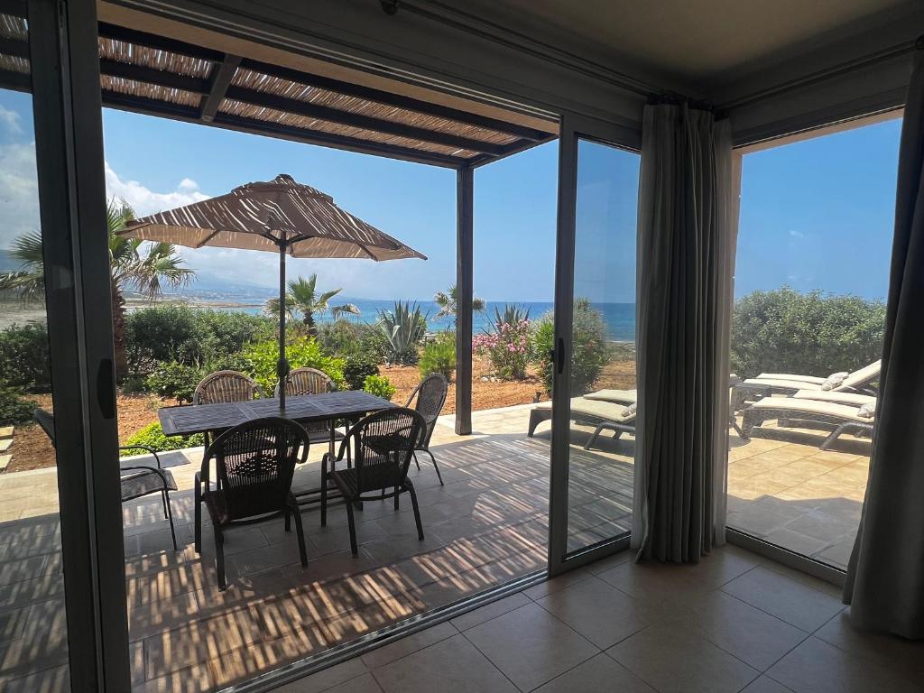 True front line apartment in Tatlisu North Cyprus