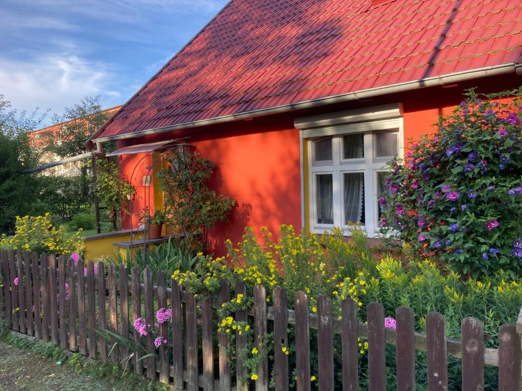 Villa Kunterbunt: Urgemütlich und fast perfekt photo 3