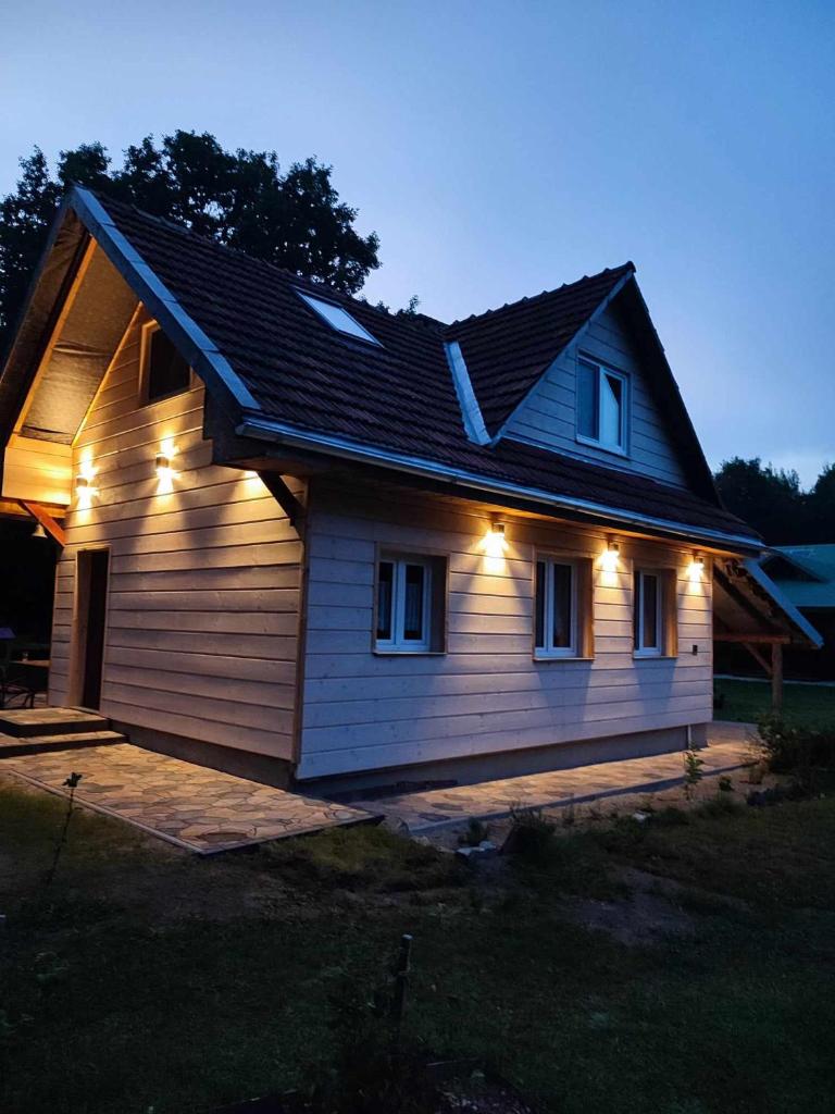 PIZUNY Dom pod dębem photo 4