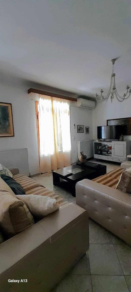 NIKITA'S HOUSE - 3 min from racetrack - Free parking and Wifi - 7 guests photo 4