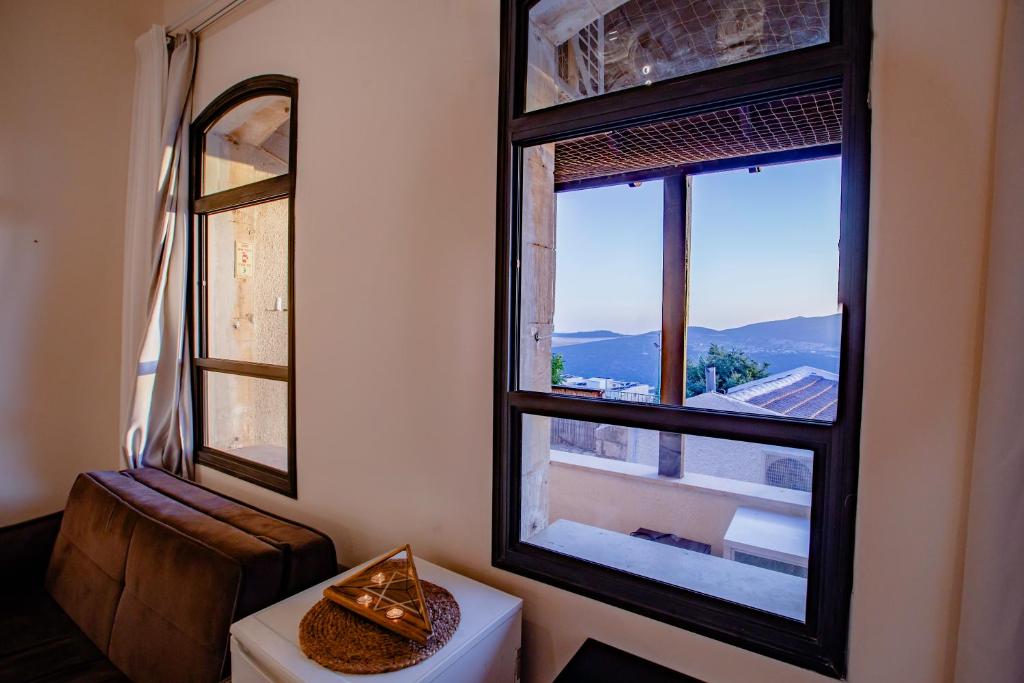 Maim Haim Tzfat - Boutique Suites Prime location Old City Tzfat photo 4