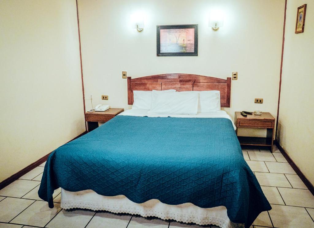 Hotel Entre Rios - Salamanca, Chile photo 3