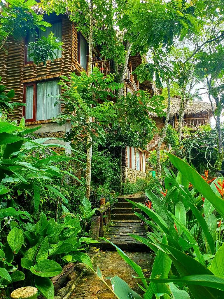 Jungle Lodge Pu Luong