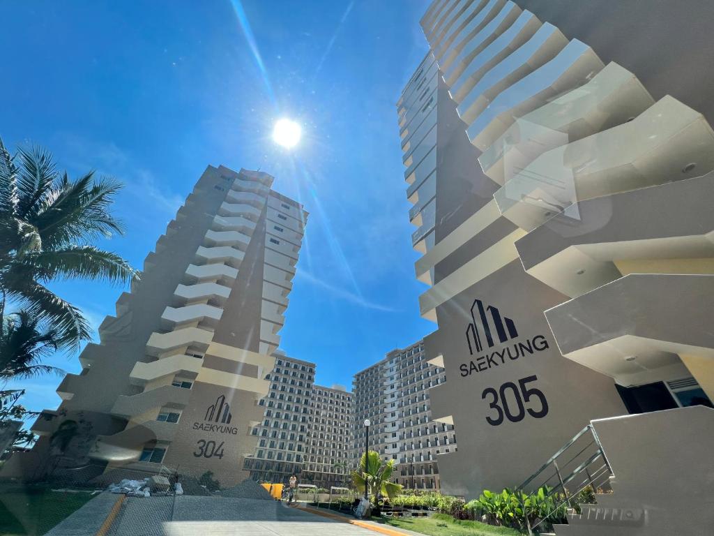 Condo with resort-like living, everyday photo 3