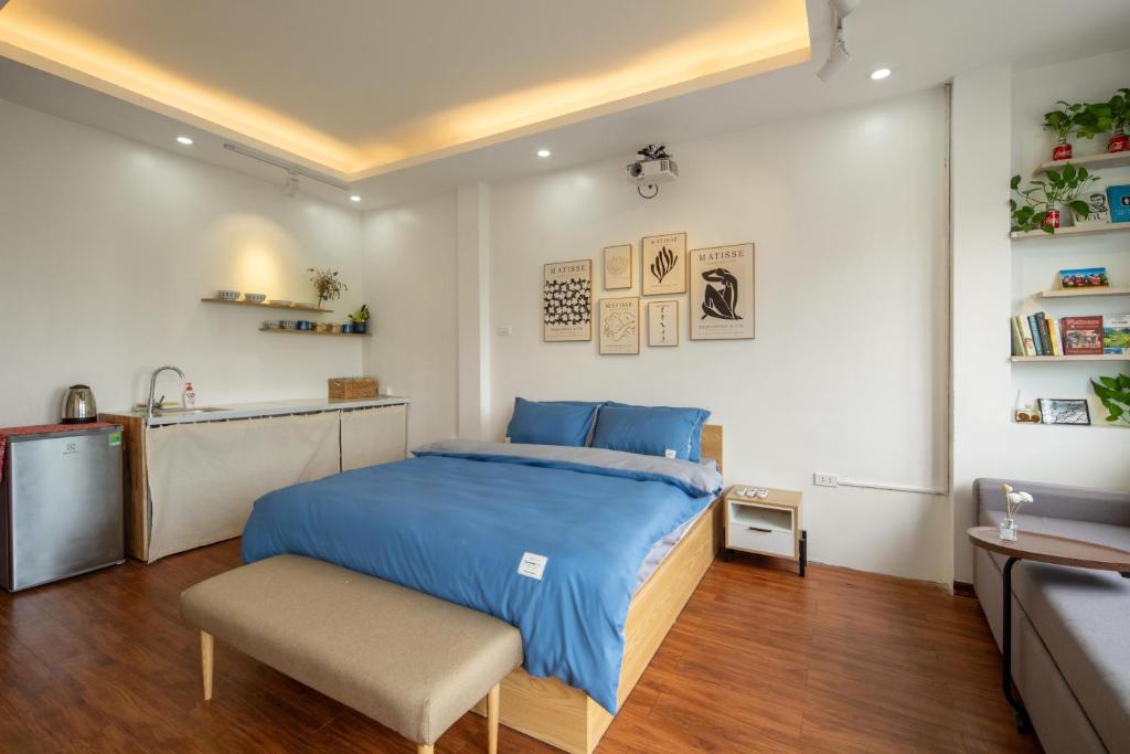 Minimalism/3pax/Natural Light/Balcony