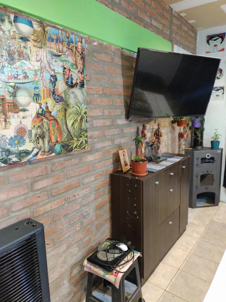 Puzzle house photo 1
