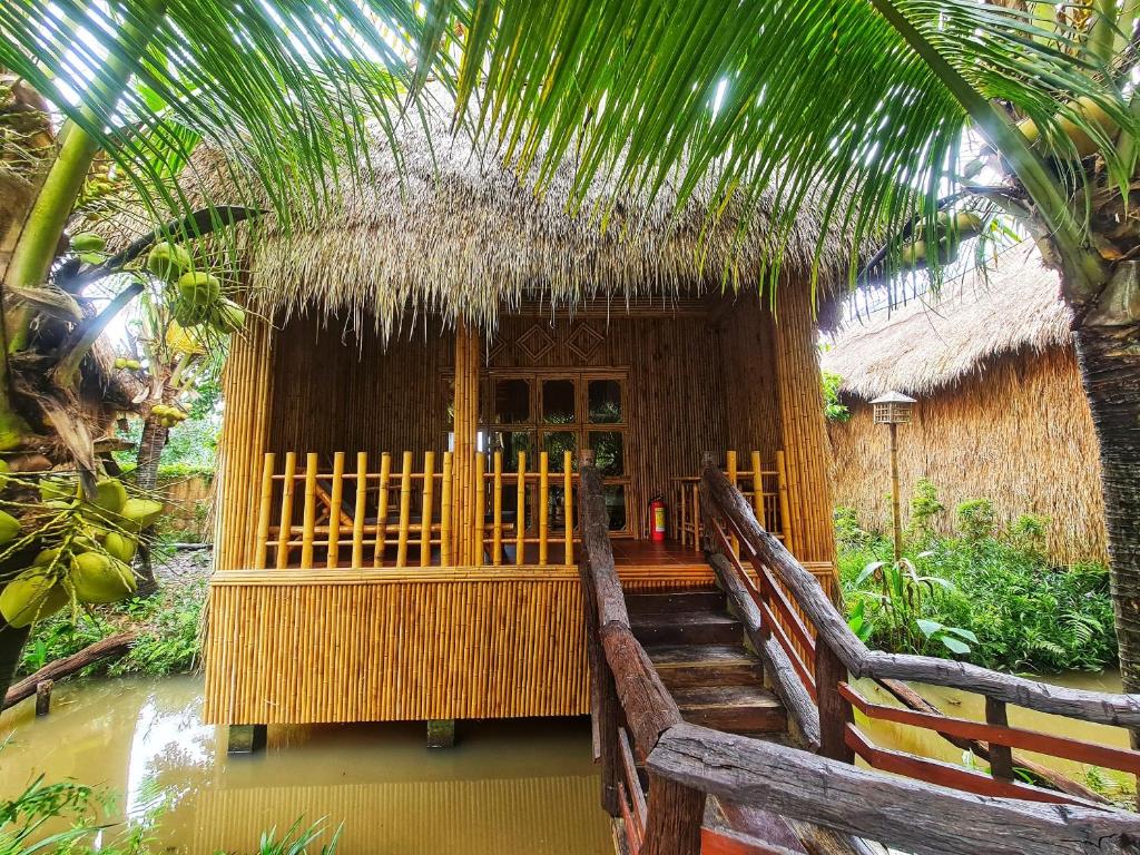 Bamboo Eco Village
