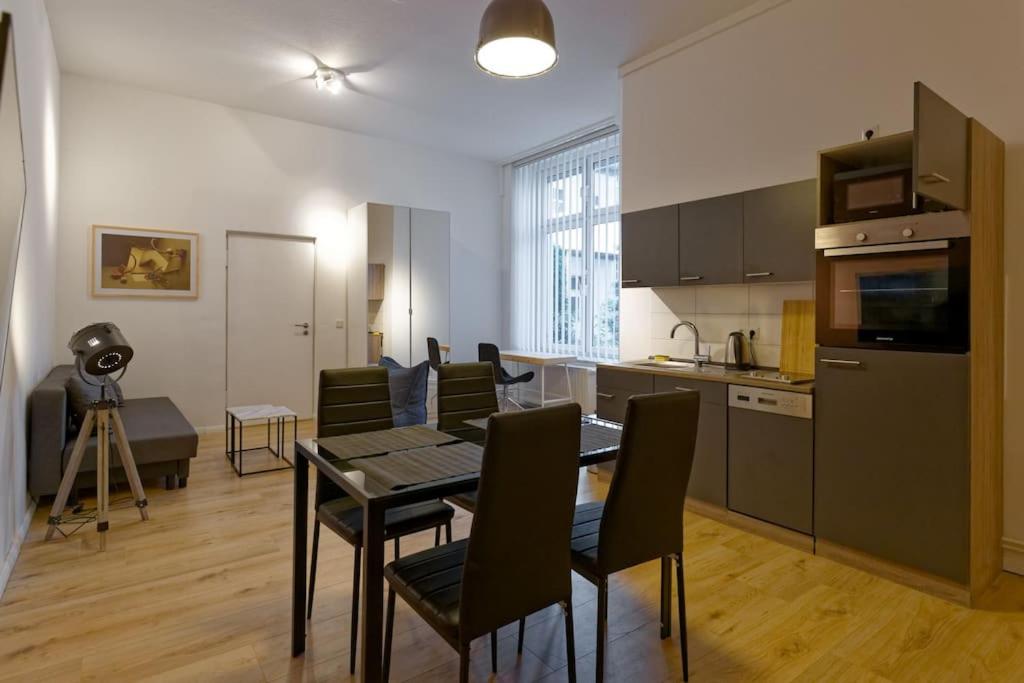 Rooms of Wohnung 2 neben Warschauer Platz und Spree
