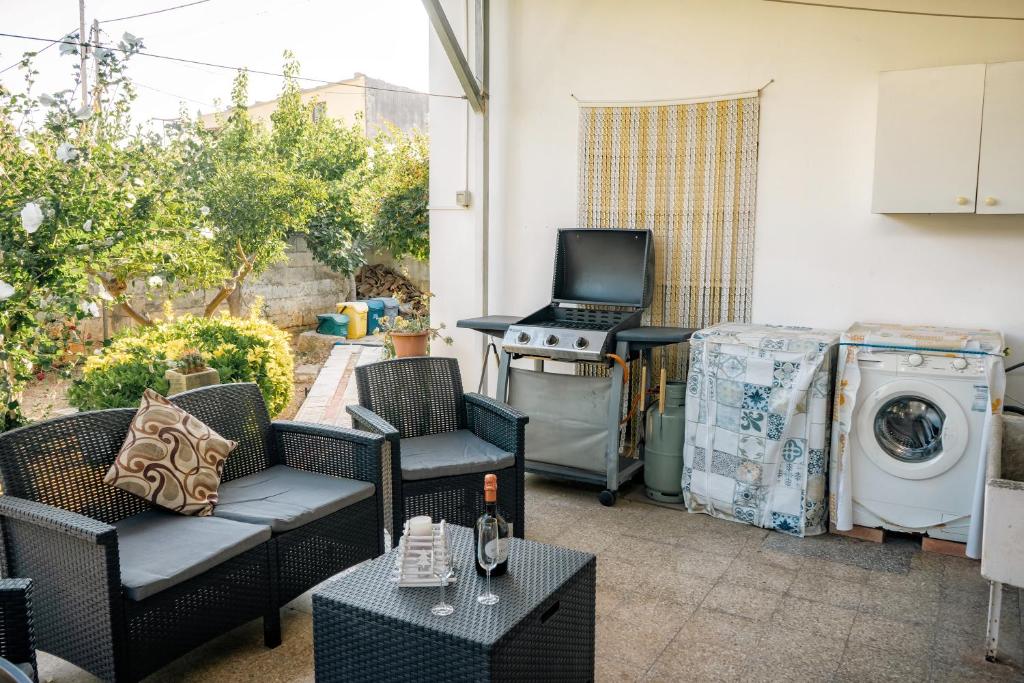 A 10 MINUTI DA GALLIPOLI BELLISSIMO APPARTAMENTO CON GIARDINO photo 1