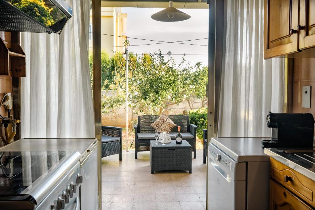 A 10 MINUTI DA GALLIPOLI BELLISSIMO APPARTAMENTO CON GIARDINO photo 2