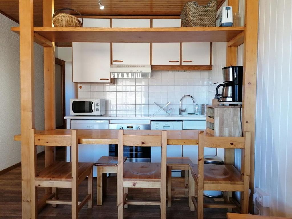 Appartement Huez, 2 pièces, 6 personnes - FR-1-405-10 photo 4