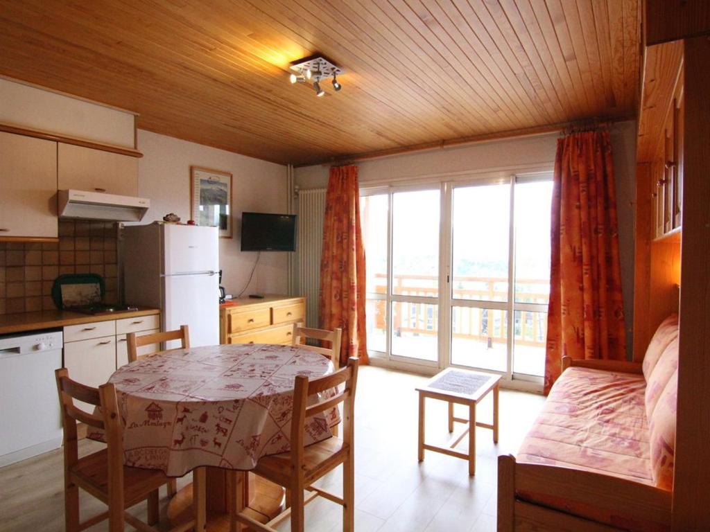 Appartement Huez, 1 pièce, 4 personnes - FR-1-405-30 photo 2