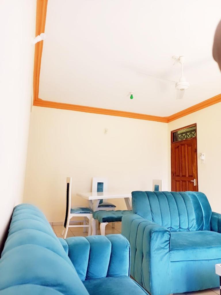 Bliss homestay apartment with swimming pool photo 3