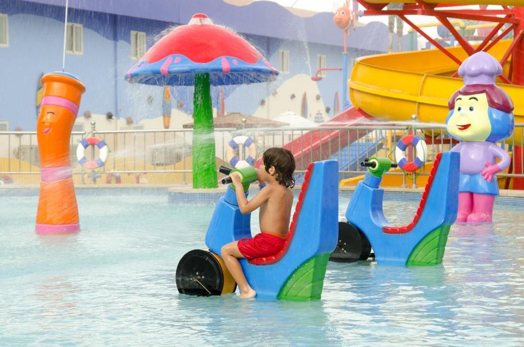 Swiss Inn Teda Hotel & Aqua Park photo 4