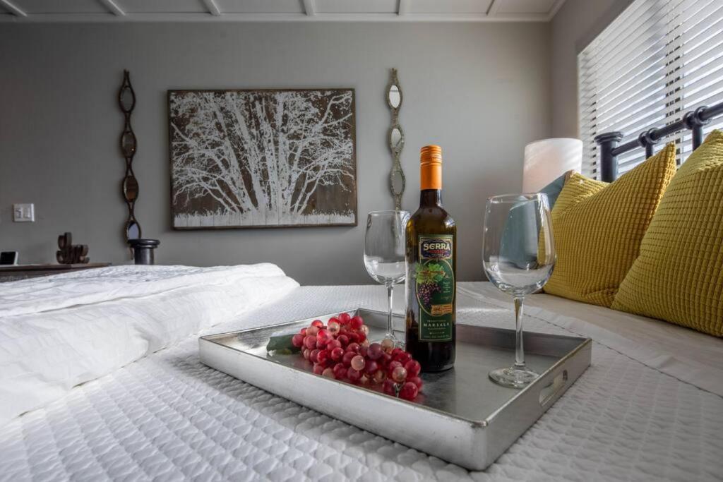 Honeysuckle Villa- Romantic Getaway image