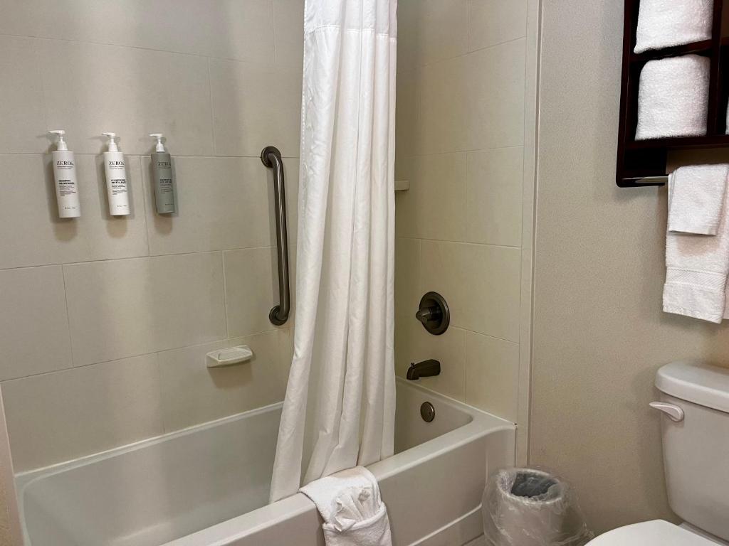 Hampton Inn Columbus / South - Fort Benning - Tap to explore photos