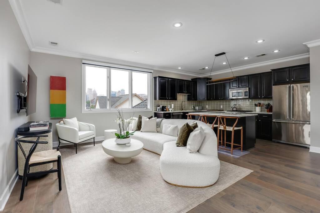 The Lumber Baron's Penthouse 3BR / 2.5 BA photo 2