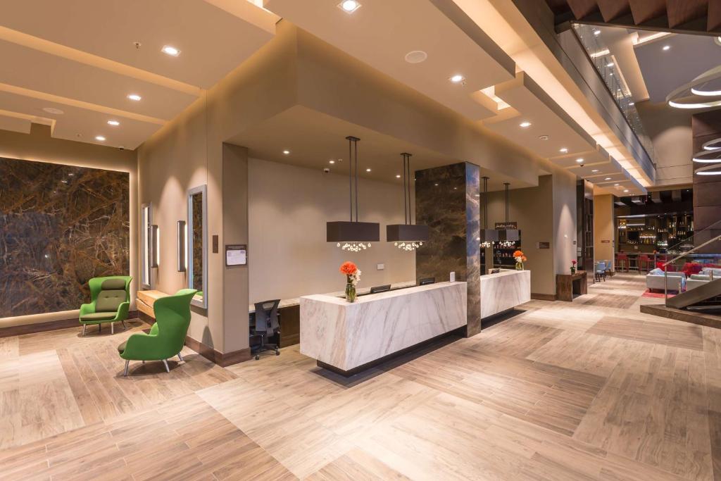 Hilton Garden Inn Bogota Airport photo 2