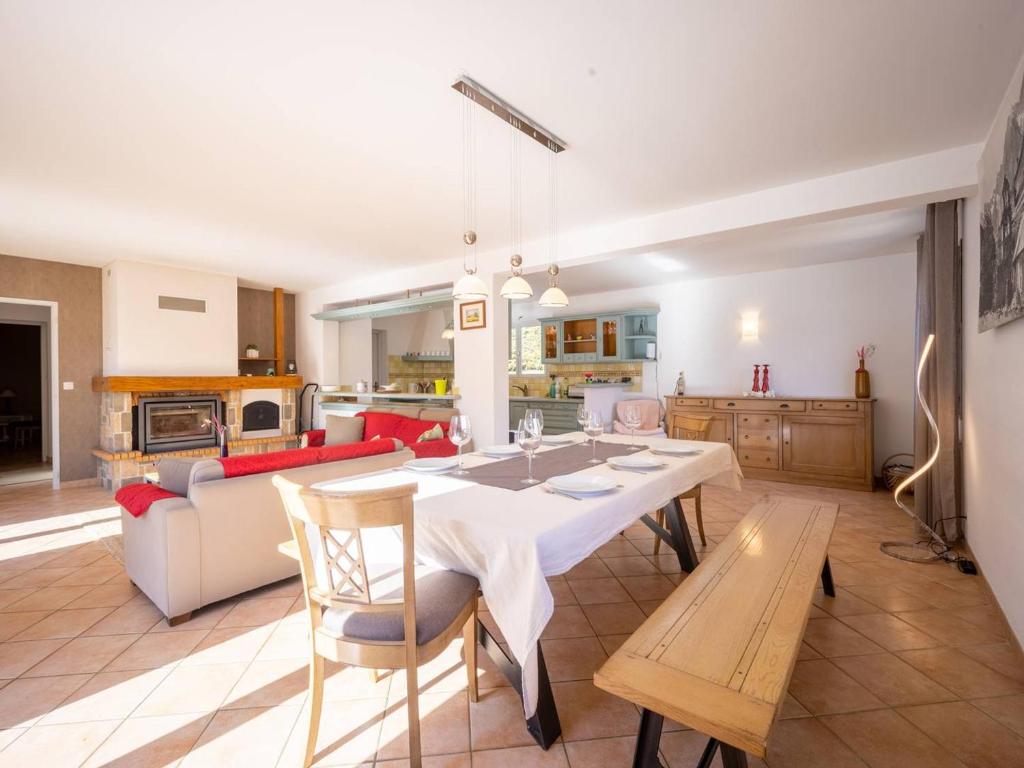 Maison Génos-Val Louron, 5 pièces, 10 personnes - FR-1-695-26 photo 3