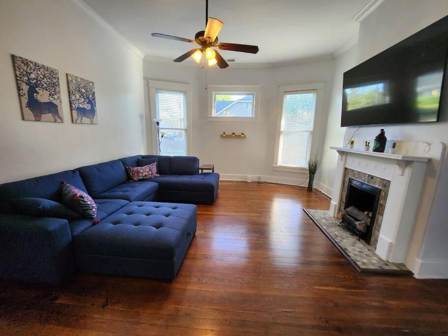 Overton Square - Spacious & Central image