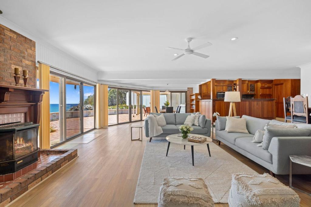 Charlesworth Bay Beach House photo 3