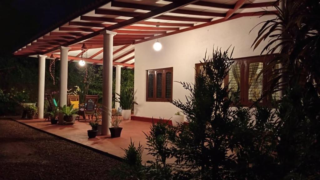 The Villa Hush photo 4