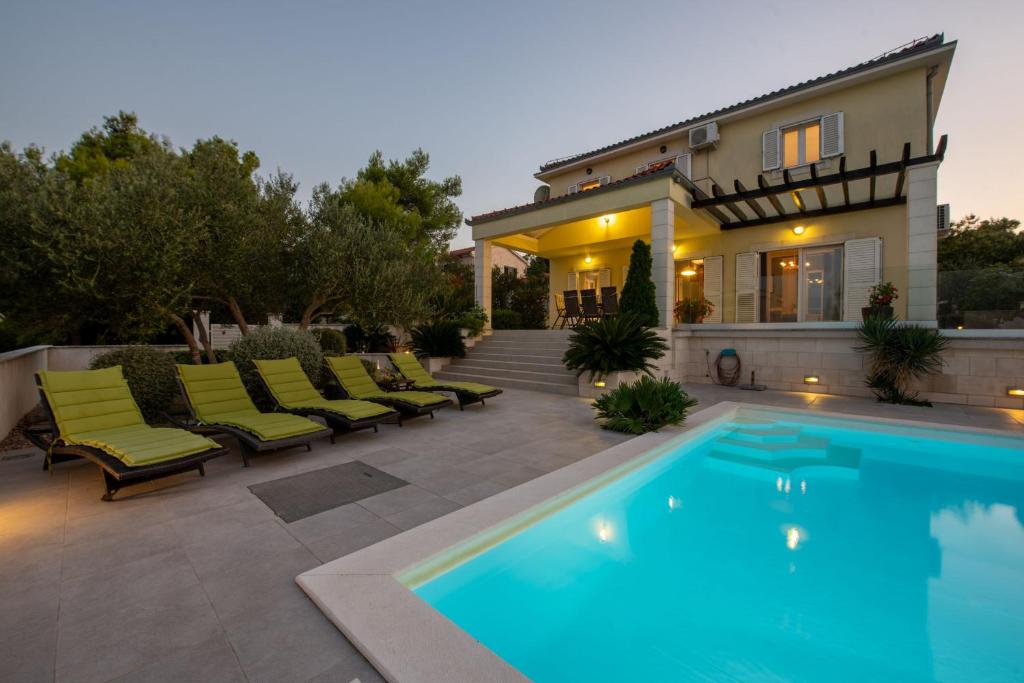 Villa Tatijana photo 3