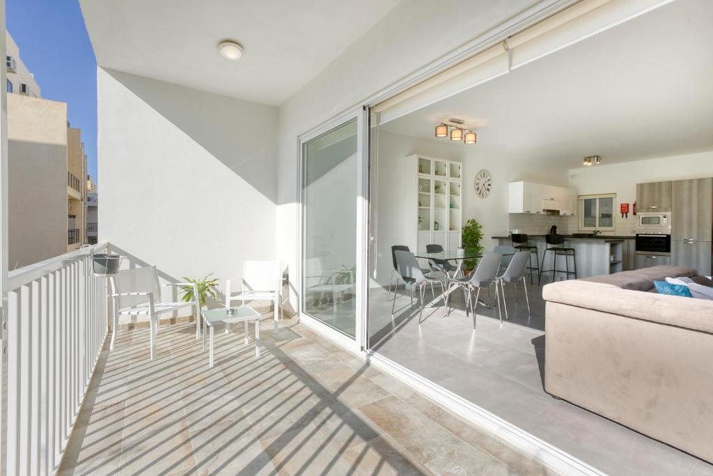 Annitchka Mansions - Apartment in central Malta photo 2