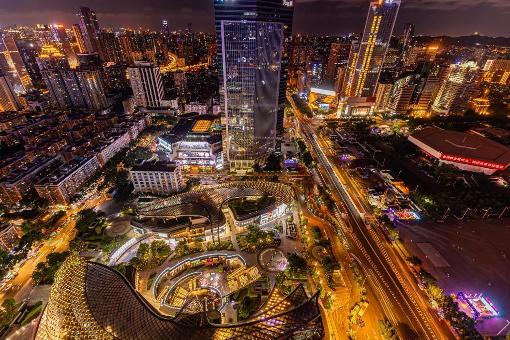 WAIFIDEN Guangzhou Grand View Golden Palace Apartment - Free shuttle bus during the Canton Fair photo 2