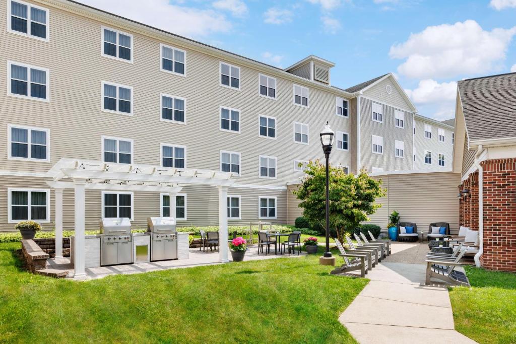 Homewood Suites by Hilton Portsmouth image