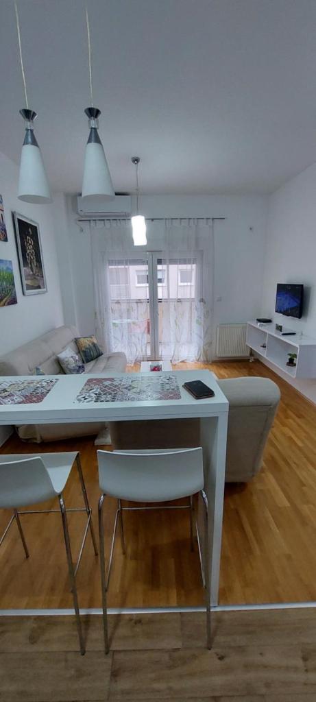 Alexandra apartment photo 3